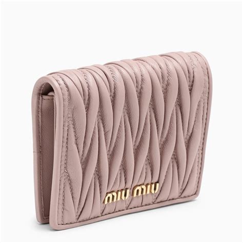 miu miu portemonnaie matelasse|Miu Miu Matelassé Nappa Leather Wallet .